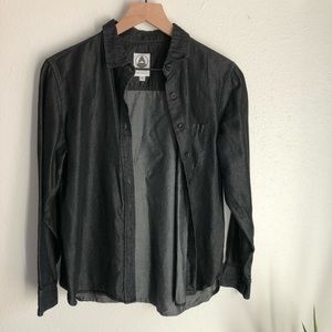 tradlands button down top